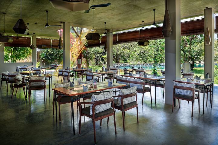 Dining 92 of 114