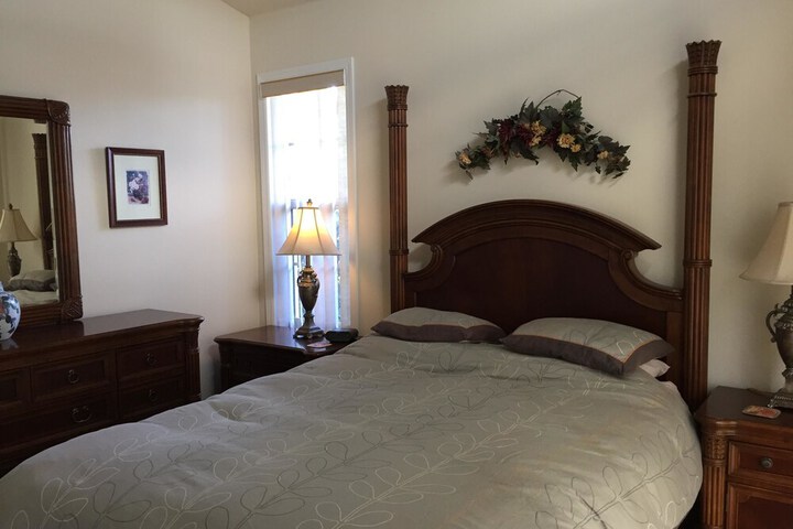 Room 4 of 29