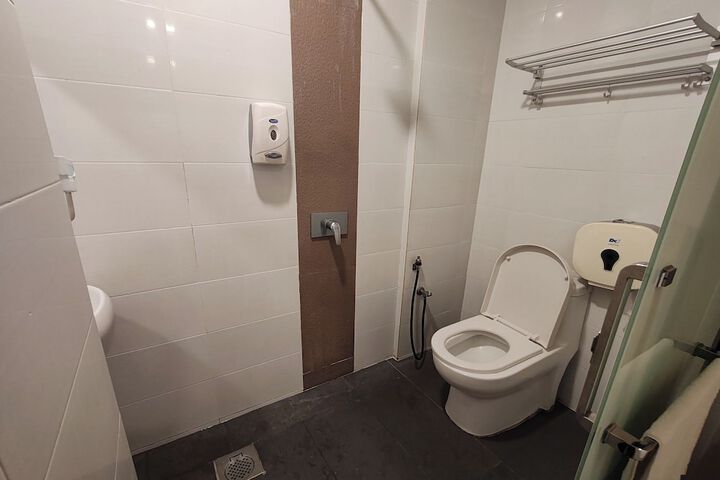 Room 36 of 48
