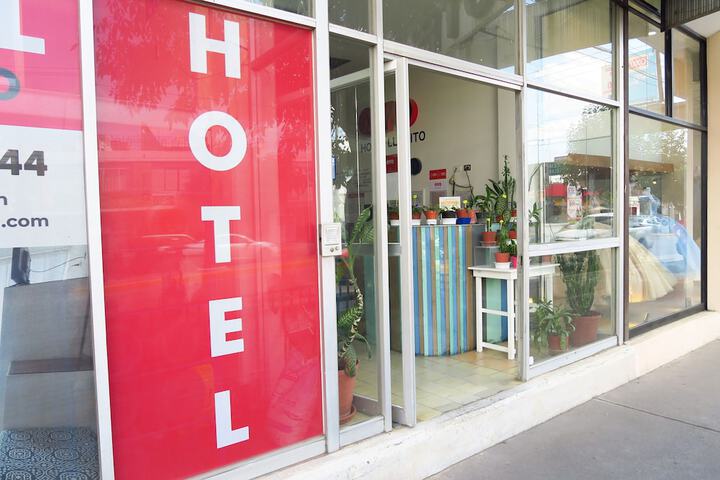 Hotel 10 of 11