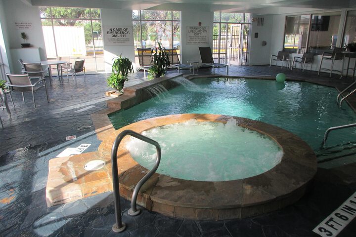 Hotel with Pool