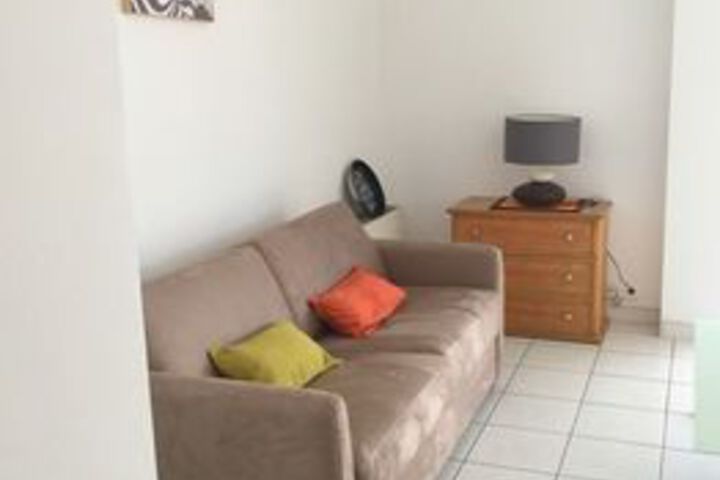 Room 185 of 200
