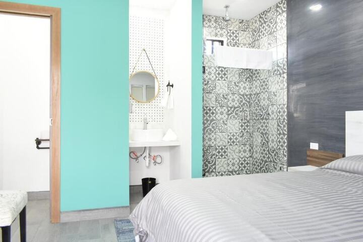 Room 29 of 158