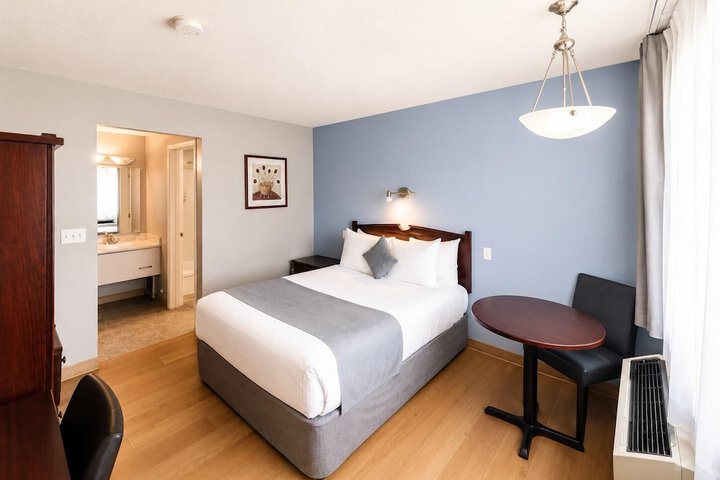 Room 3 of 19