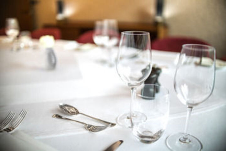 Dining 9 of 65