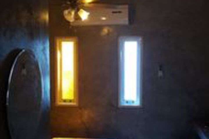 Room 16 of 30