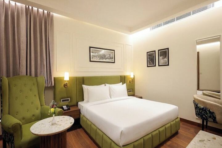 Room 8 of 67