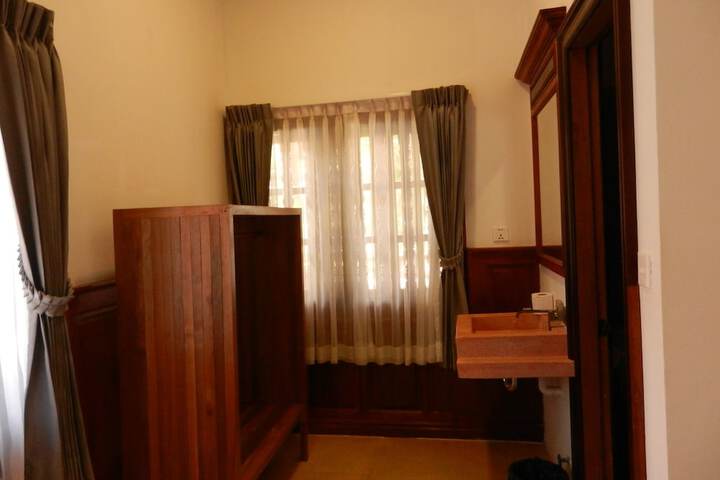 Room 20 of 43