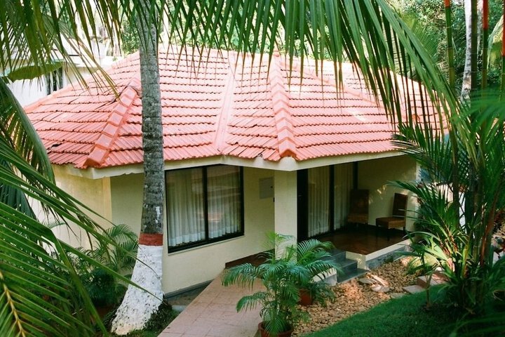 Room 8 of 23