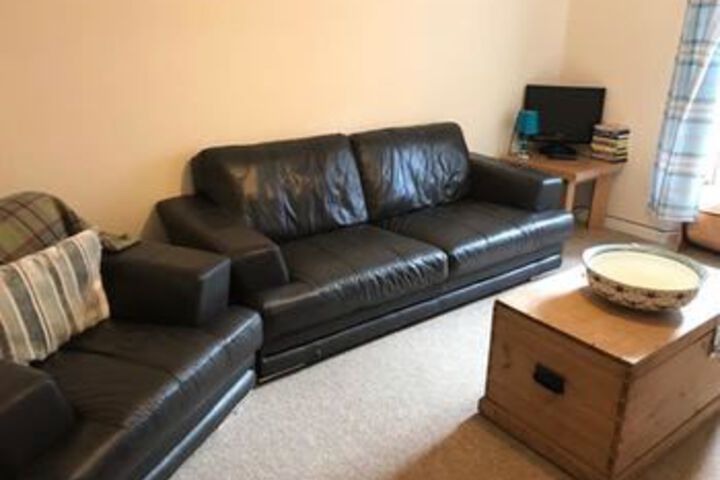 Room 16 of 18