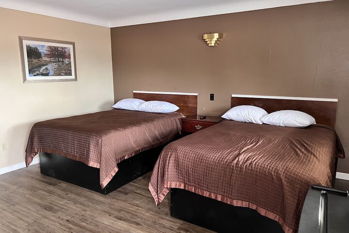 Room 11 of 17
