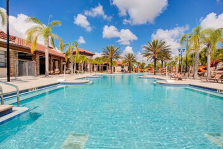 Pool 21 of 39