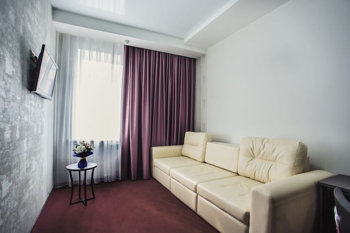 Room 22 of 42