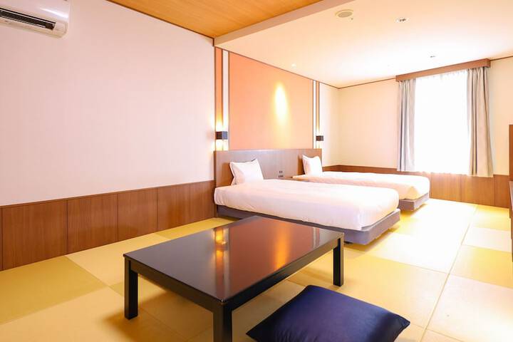 Room 15 of 54