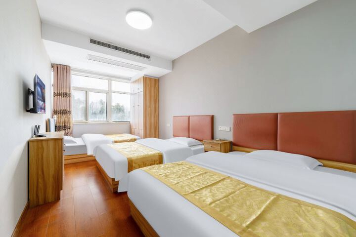 Huaian Mengyuan Hotel
