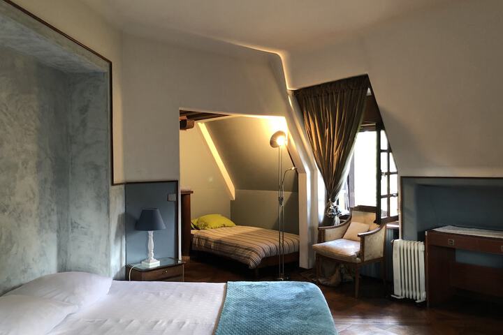 Room 12 of 39
