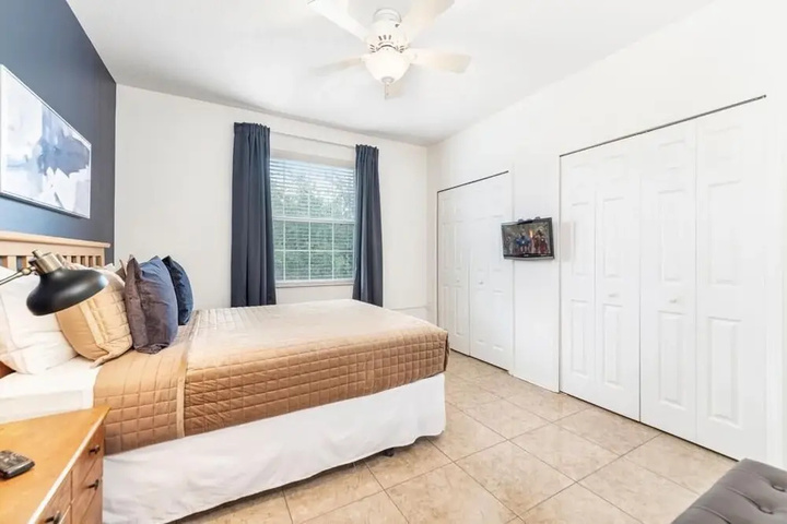Room 3 of 14