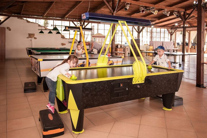 Childrens Activities 62 of 122