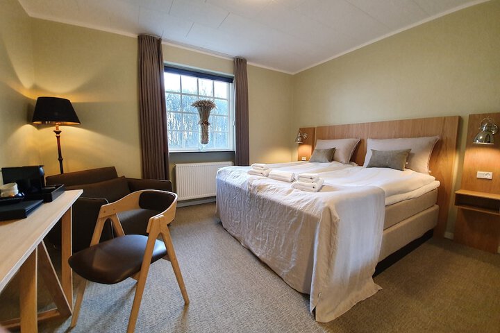 Room 8 of 53