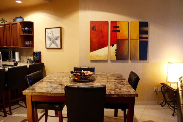 Room 351 of 599