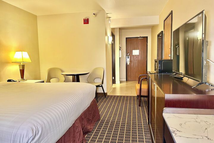 Room 29 of 73