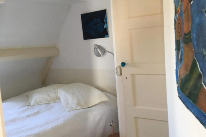Room 3 of 13