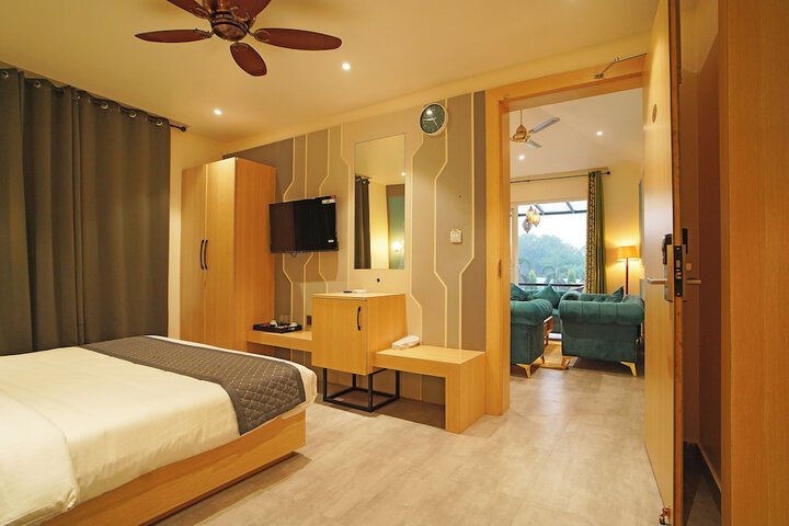 Room 40 of 94