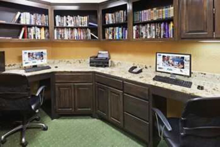 Business Center 10 of 35