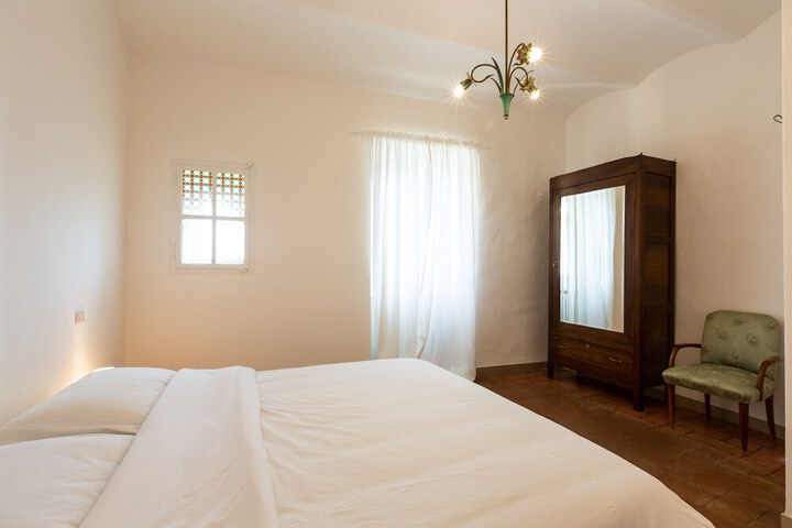 Room 7 of 56