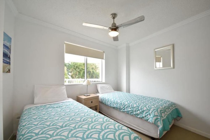 Room 5 of 94