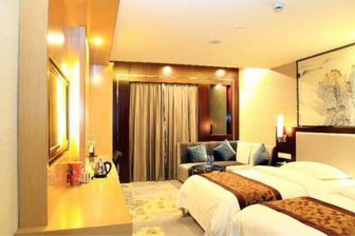 Room 7 of 11