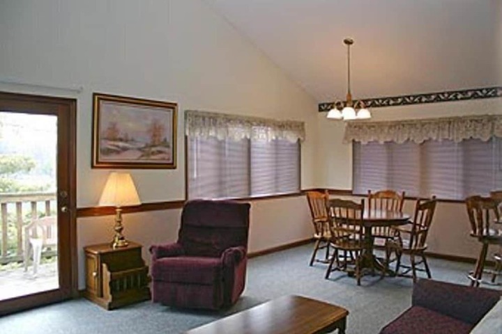 Room 9 of 43