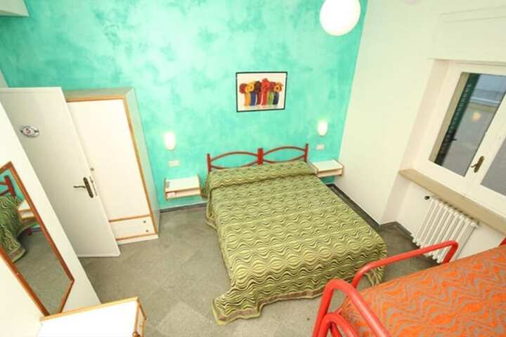 Room 13 of 45