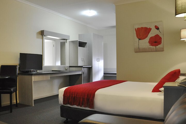 Room 20 of 37