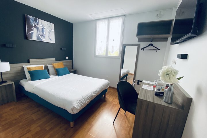 Room 15 of 72