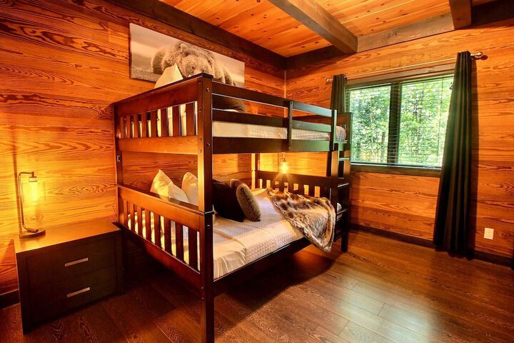 Room 43 of 175