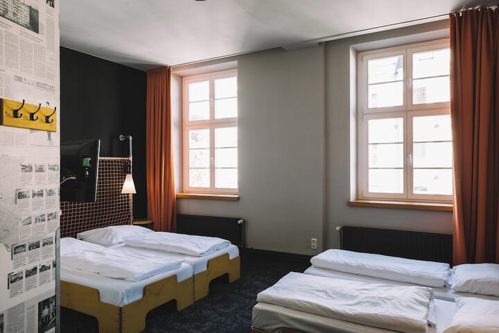 Room 31 of 75