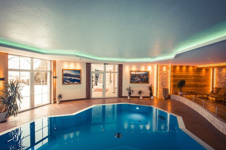 Hotel with Pool
