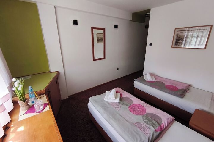 Room 15 of 54