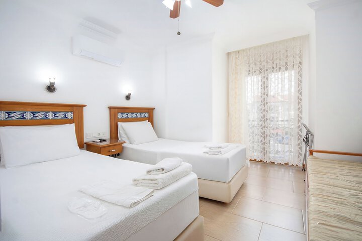 Room 20 of 63