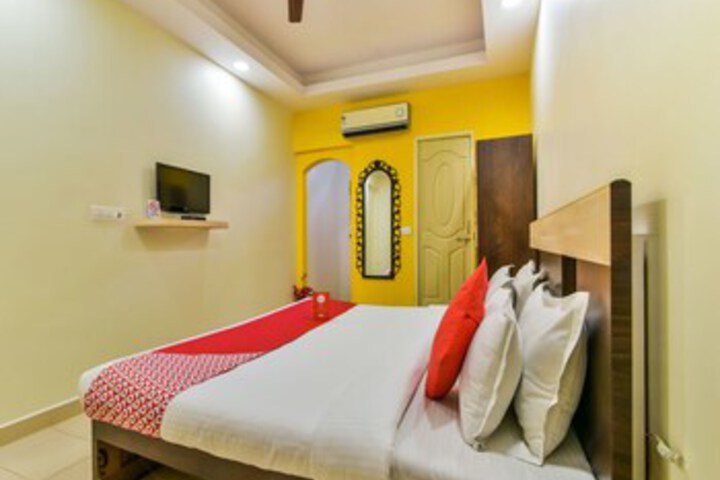 Room 18 of 30