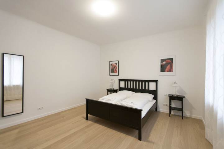 Room 6 of 36