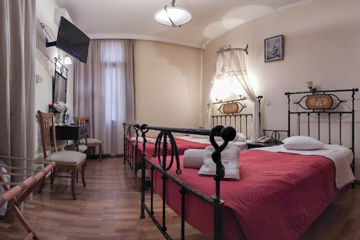 Room 46 of 152