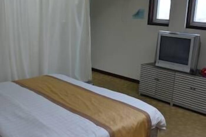 Yaan Zhougongshan Geo thermal Hot Spring Hotel