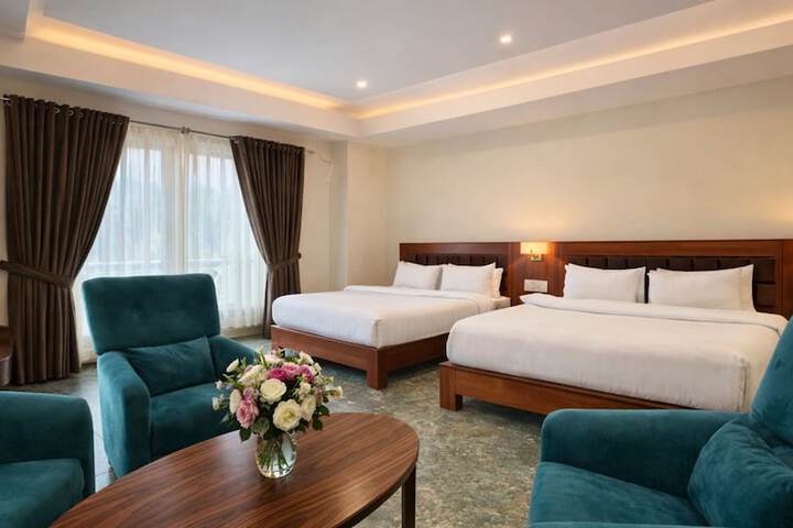 Room 44 of 80