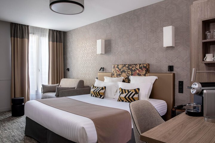 Room 21 of 46