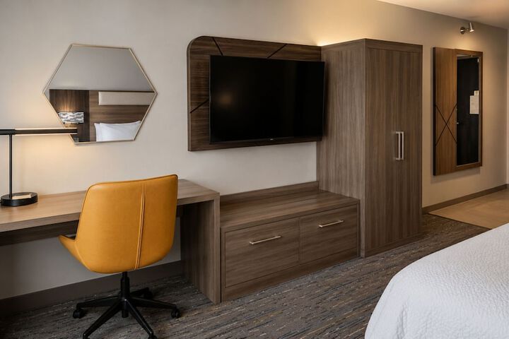 Room 49 of 102