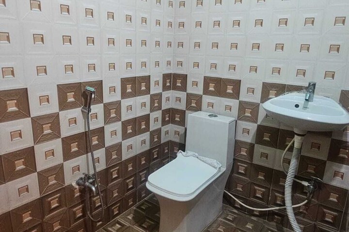 Room 18 of 25