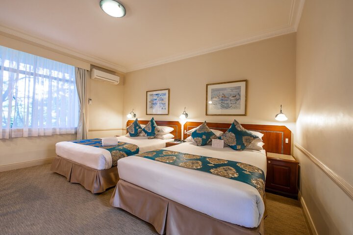 Room 15 of 79
