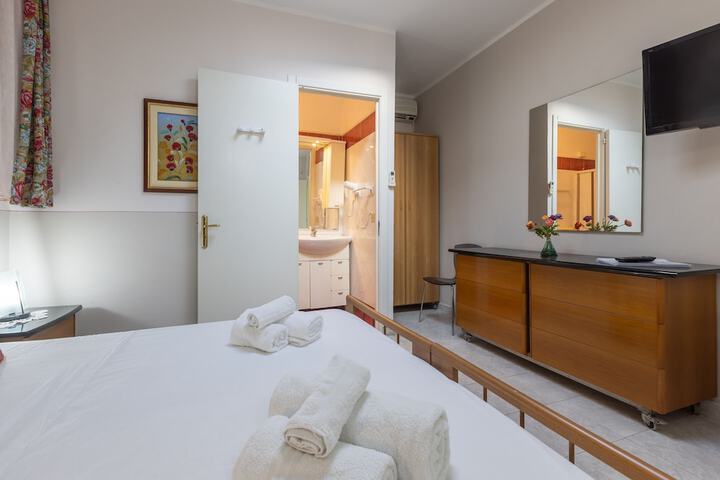 Room 43 of 129